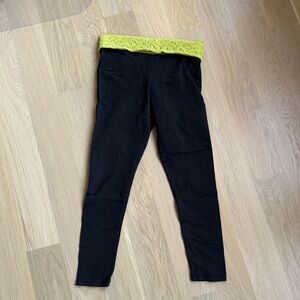 Aerie Black Gym Leggings with Yellow Lace Band